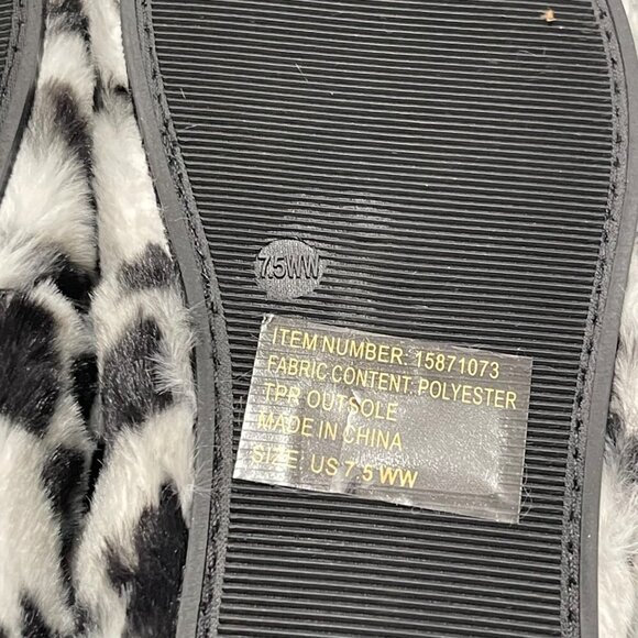 Torrid Women's New Black White Leopard Double Band Faux Fur Slippers 7.5 WW - Picture 4 of 8